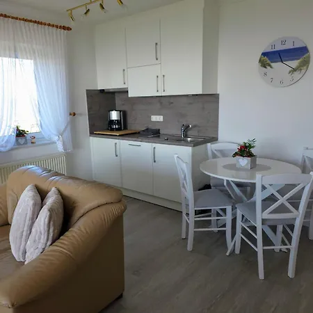 Seewaerts Wohnen Whg 3 7 Buesumer Tide Apartament *