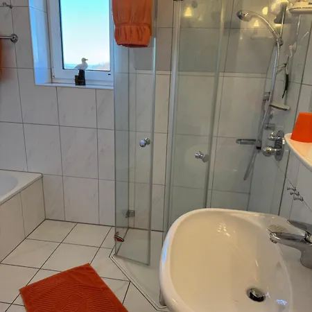 Seewaerts Wohnen Whg 3 7 Buesumer Tide Apartament
