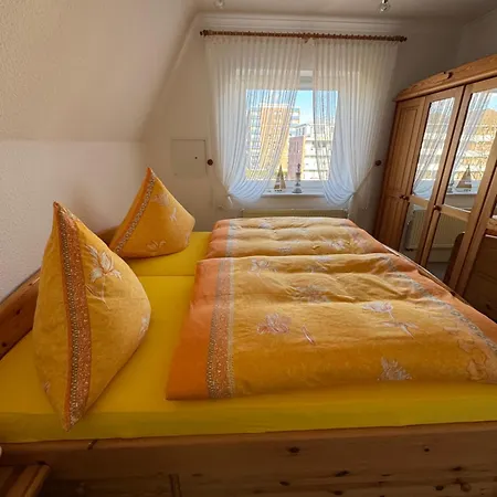 Apartament Seewaerts Wohnen Whg 3 7 Buesumer Tide