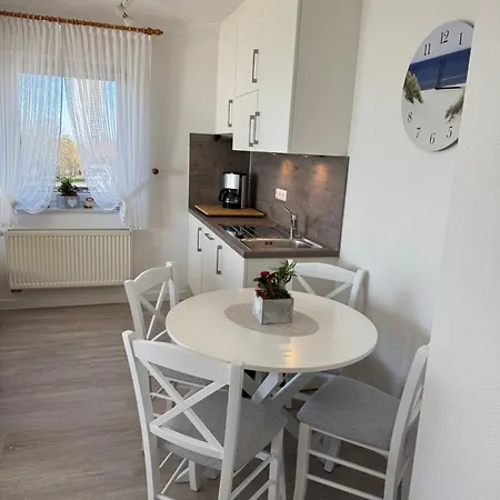 Apartament Seewaerts Wohnen Whg 3 7 Buesumer Tide Büsum