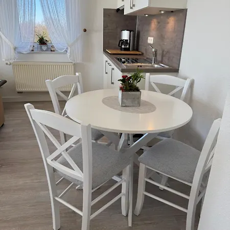 Seewaerts Wohnen Whg 3 7 Buesumer Tide Apartament Büsum