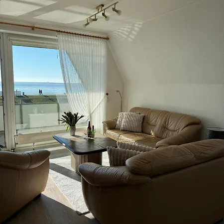 Seewaerts Wohnen Whg 3 7 Buesumer Tide Apartament *